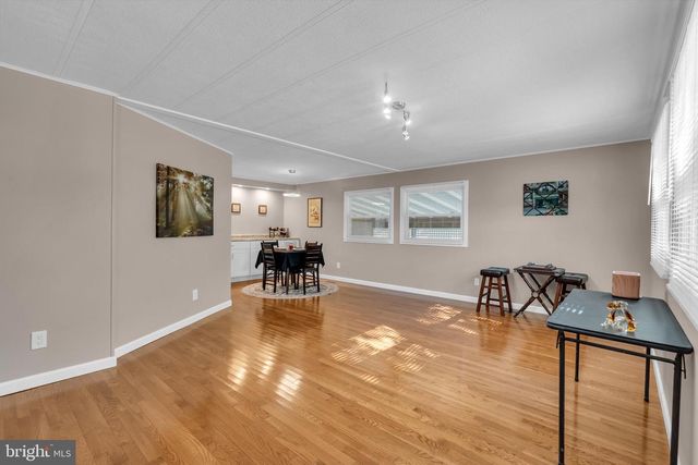 166 MOCKINGBIRD WAY, Whiting, NJ 08759