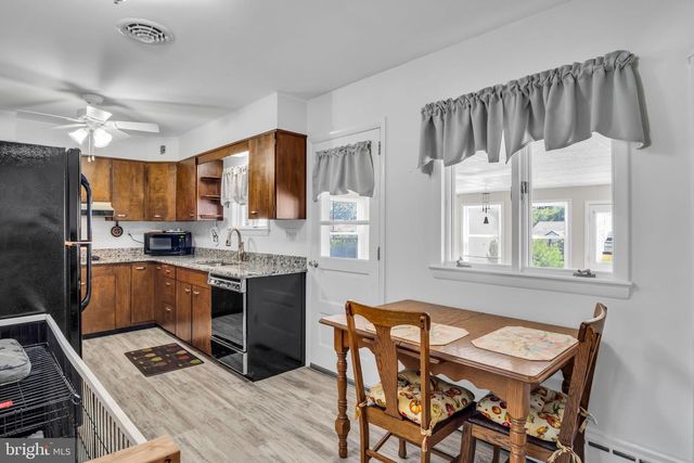 1257 ROSSMOYNE RD, Mechanicsburg, PA 17055
