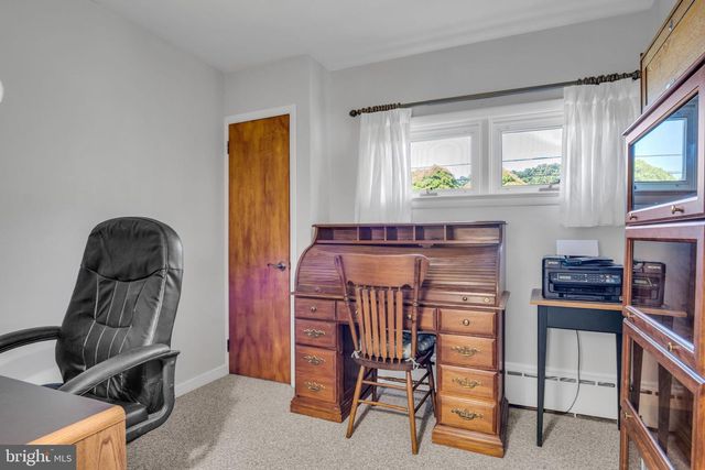 1257 ROSSMOYNE RD, Mechanicsburg, PA 17055