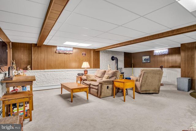 1257 ROSSMOYNE RD, Mechanicsburg, PA 17055