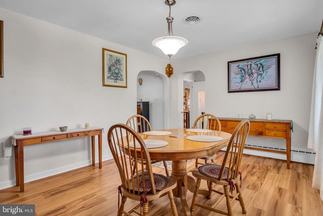 1257 ROSSMOYNE RD, Mechanicsburg, PA 17055