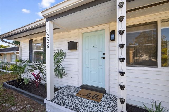 3226 36TH AVENUE N, St Petersburg, FL 33713