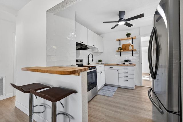 3226 36TH AVENUE N, St Petersburg, FL 33713