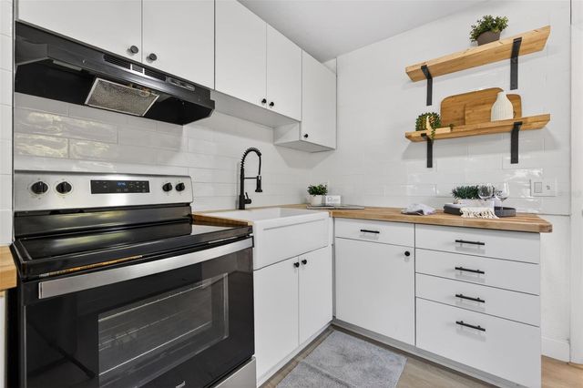 3226 36TH AVENUE N, St Petersburg, FL 33713