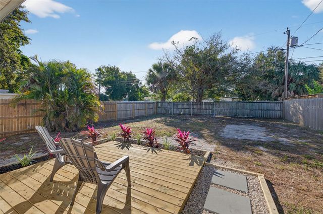 3226 36TH AVENUE N, St Petersburg, FL 33713