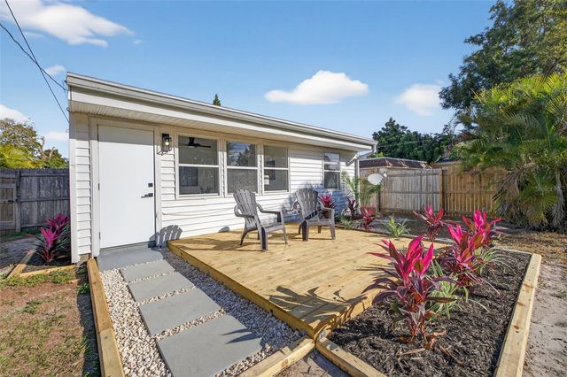 3226 36TH AVENUE N, St Petersburg, FL 33713