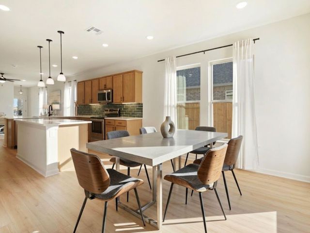 10726 Sky Creek Lane, Beasley, TX 77417