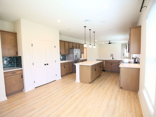 10726 Sky Creek Lane, Beasley, TX 77417