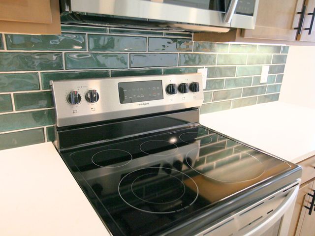 10726 Sky Creek Lane, Beasley, TX 77417