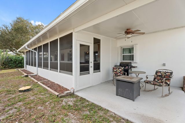 1341 SE Seashell Lane, Stuart, FL 34996