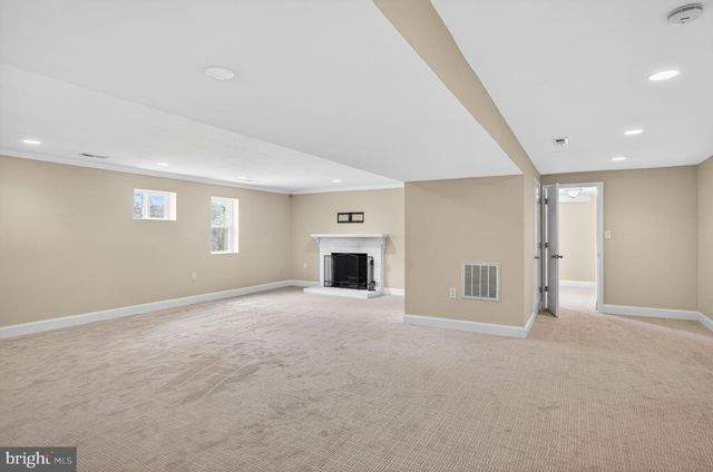 6351 MONTROSE ST, Alexandria, VA 22312