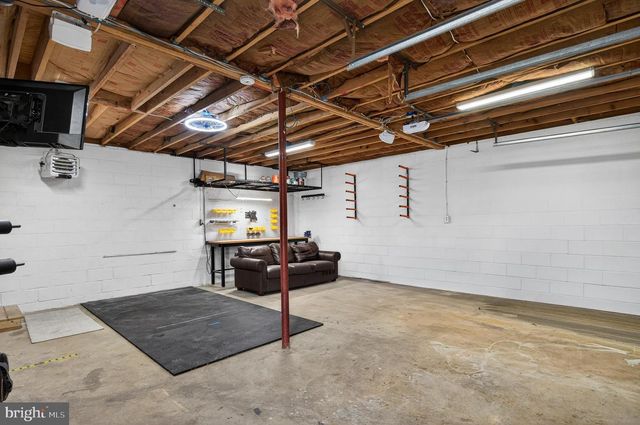 6351 MONTROSE ST, Alexandria, VA 22312