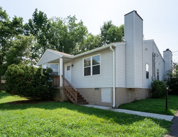 3100 Casa Ct, Nashville, TN 37214