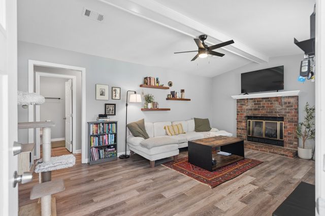 3100 Casa Ct, Nashville, TN 37214