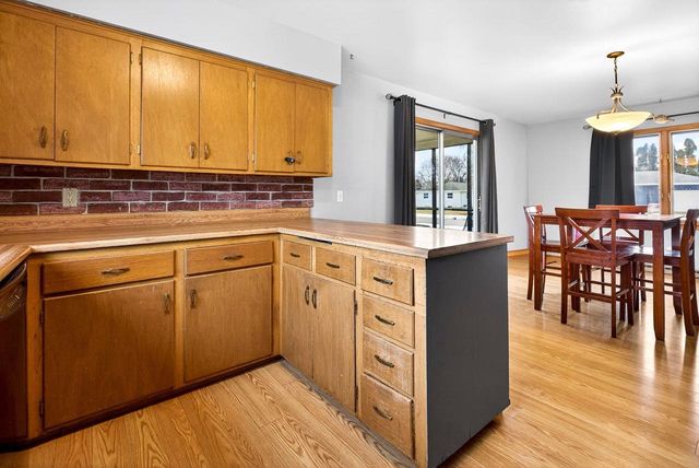 1041 SHANNON STREET, Neenah, WI 54956