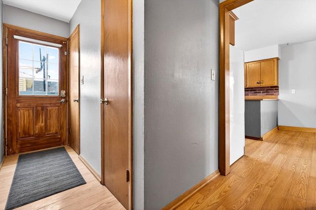 1041 SHANNON STREET, Neenah, WI 54956