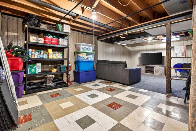 1041 SHANNON STREET, Neenah, WI 54956