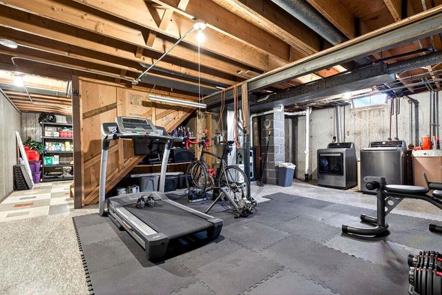 1041 SHANNON STREET, Neenah, WI 54956