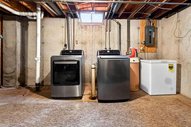 1041 SHANNON STREET, Neenah, WI 54956