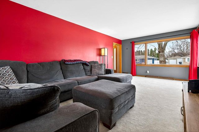 1041 SHANNON STREET, Neenah, WI 54956