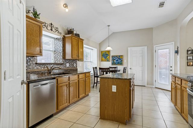 3304 Cedar Brook Court, Sachse, TX 75048