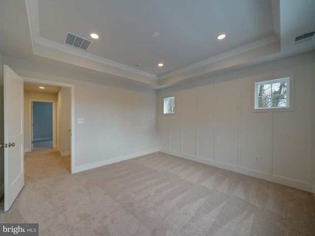 9429 FAIRVIEW AVE, Laurel, MD 20723