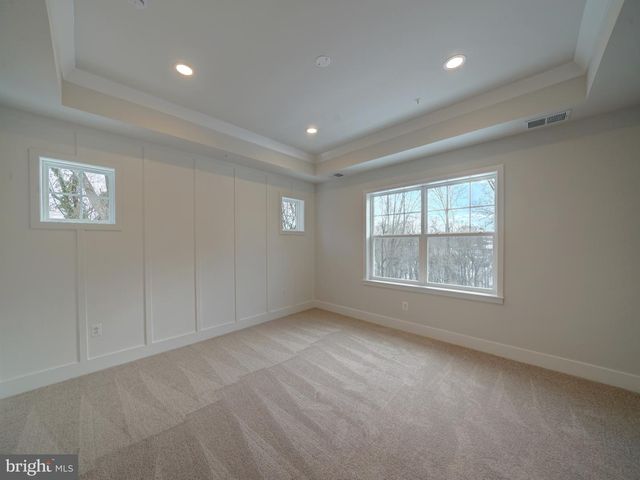 9429 FAIRVIEW AVE, Laurel, MD 20723