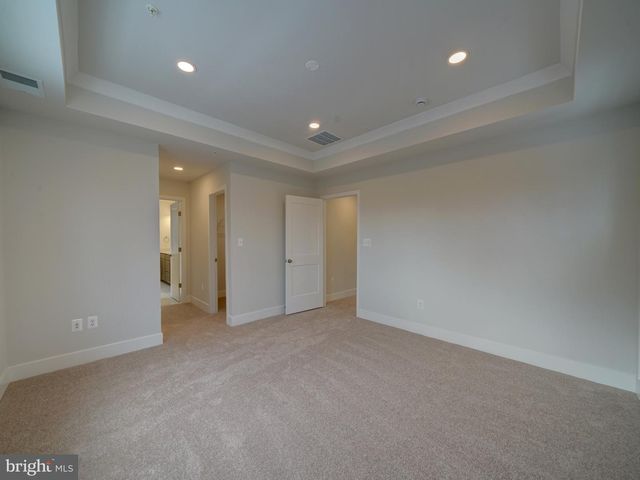 9429 FAIRVIEW AVE, Laurel, MD 20723