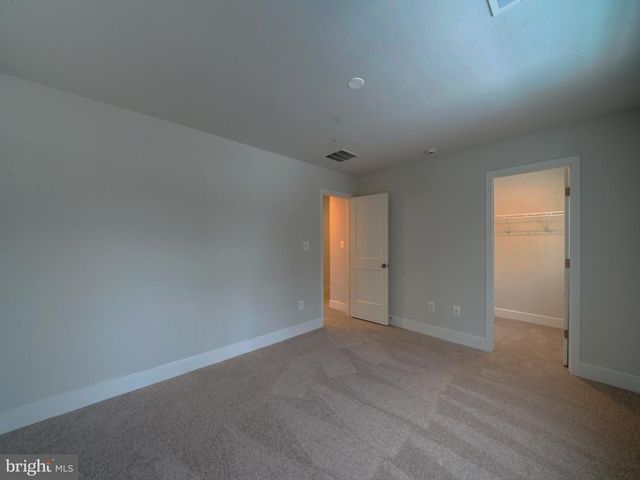 9429 FAIRVIEW AVE, Laurel, MD 20723