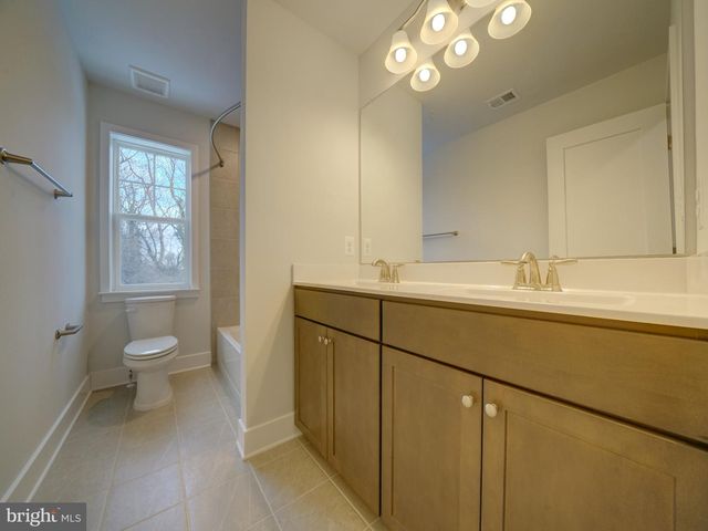 9429 FAIRVIEW AVE, Laurel, MD 20723