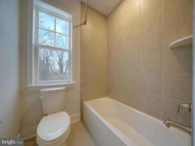 9429 FAIRVIEW AVE, Laurel, MD 20723