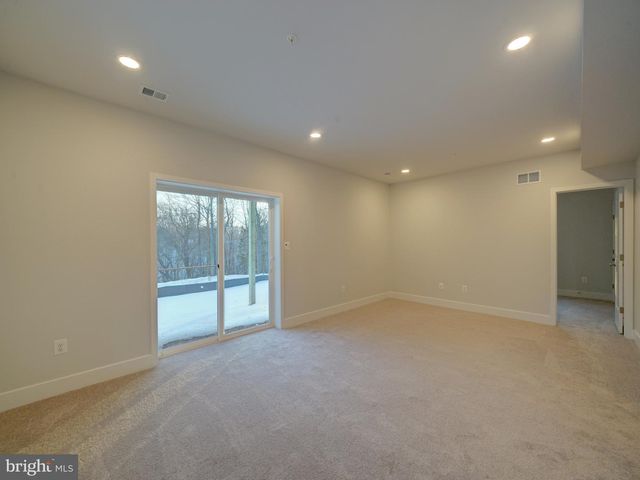 9429 FAIRVIEW AVE, Laurel, MD 20723