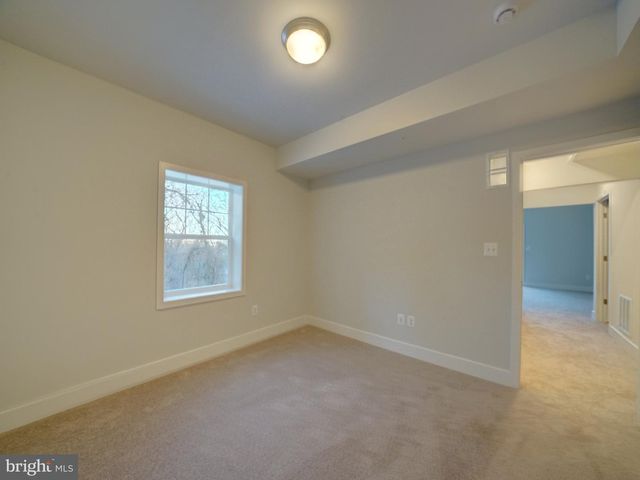 9429 FAIRVIEW AVE, Laurel, MD 20723