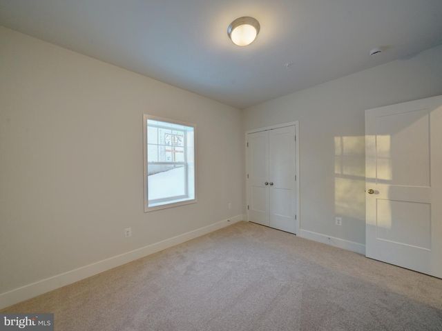 9429 FAIRVIEW AVE, Laurel, MD 20723