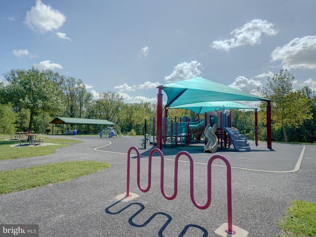 9429 FAIRVIEW AVE, Laurel, MD 20723