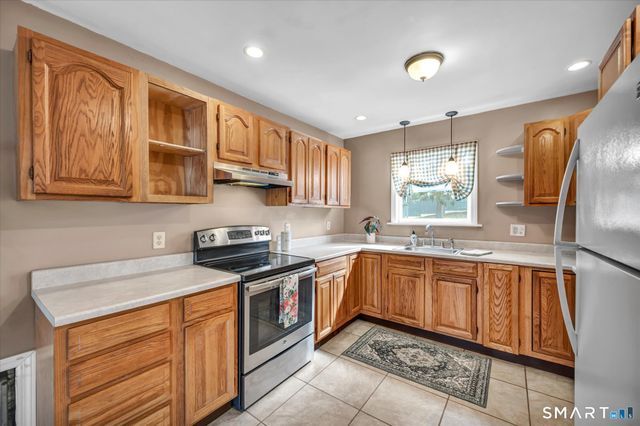 73 Sterling Hill Road, Plainfield, CT 06354