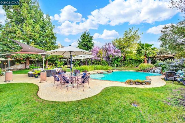 2701 Serene Ct, Brentwood, CA 94513