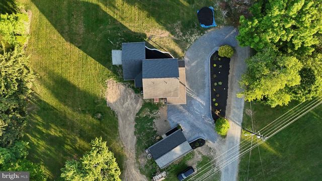 271 FRIENDSHIP RD, Cranbury, NJ 08512