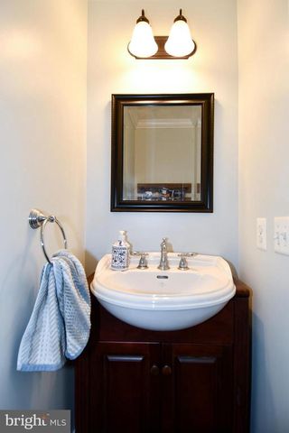 486 TIGER VALLEY RD, Washington, VA 22747