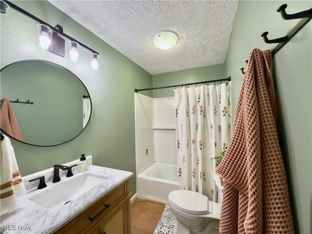 43 Romine Road, Washington, WV 26181