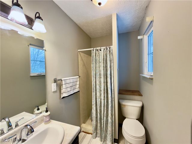 43 Romine Road, Washington, WV 26181