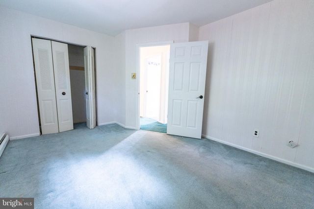 1141 SCHOOL HOUSE LN, West Chester, PA 19382