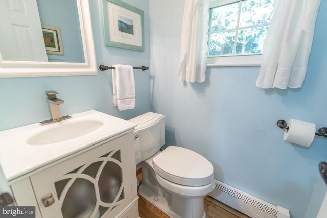 1141 SCHOOL HOUSE LN, West Chester, PA 19382