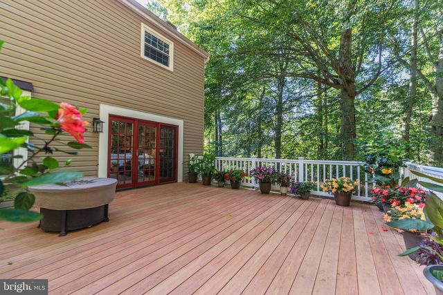 1141 SCHOOL HOUSE LN, West Chester, PA 19382