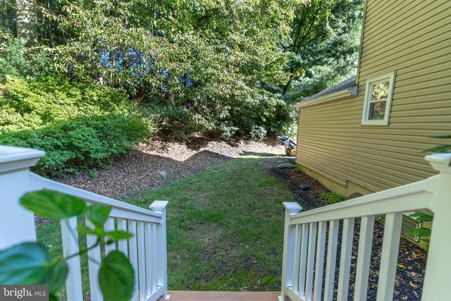 1141 SCHOOL HOUSE LN, West Chester, PA 19382