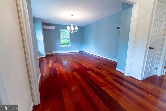 1141 SCHOOL HOUSE LN, West Chester, PA 19382