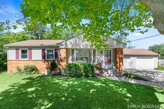 7543 Walnut Avenue, Georgetown Twp, MI 49428