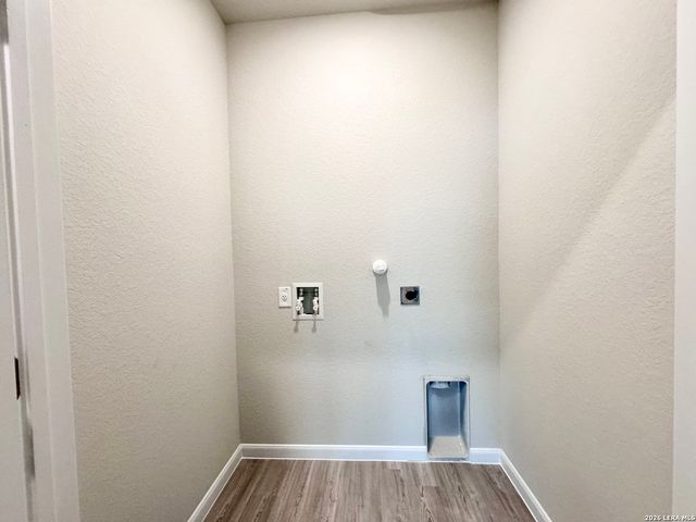 505 Hudson St, Seguin, TX 78155