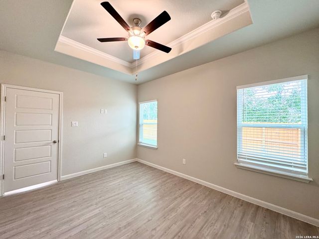 505 Hudson St, Seguin, TX 78155