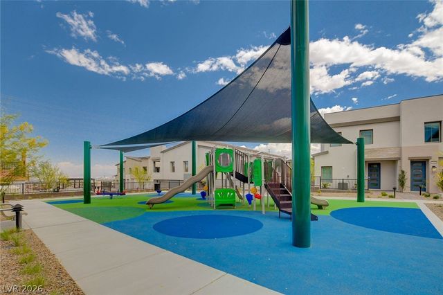 600 North Carriage Hill Drive 2084, Las Vegas, NV 89138